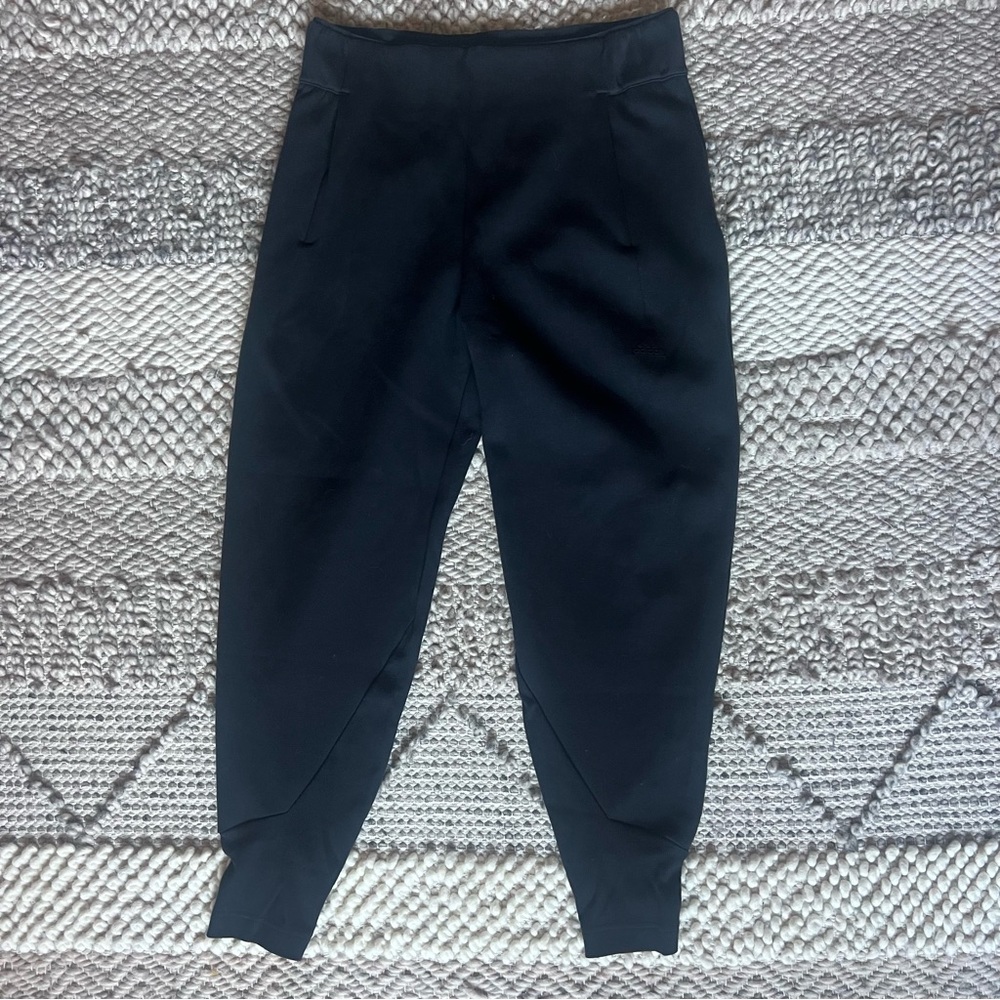 Adidas ZNE Tracksuit Set Women Medium Black Full Zip Hoodie Joggers Athleisure - Picture 5 of 12